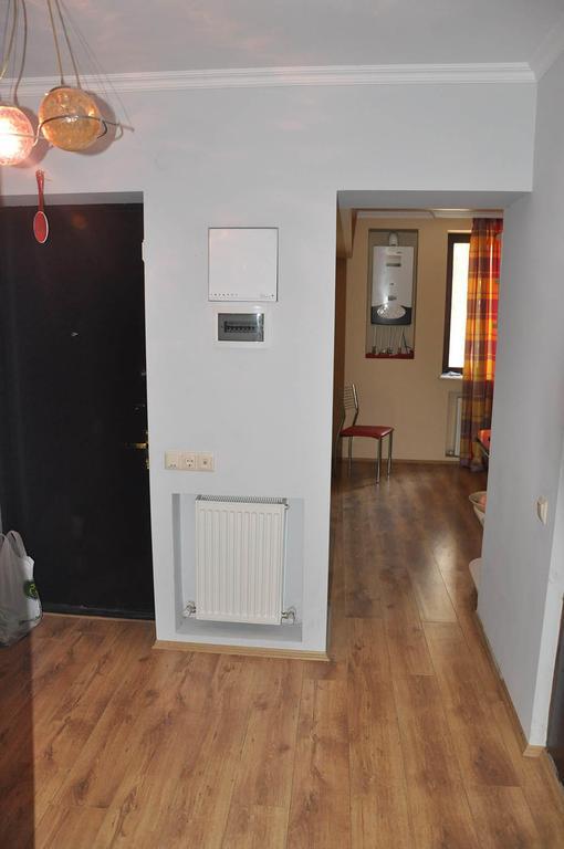 Rustaveli Apartment Батуми Стая снимка